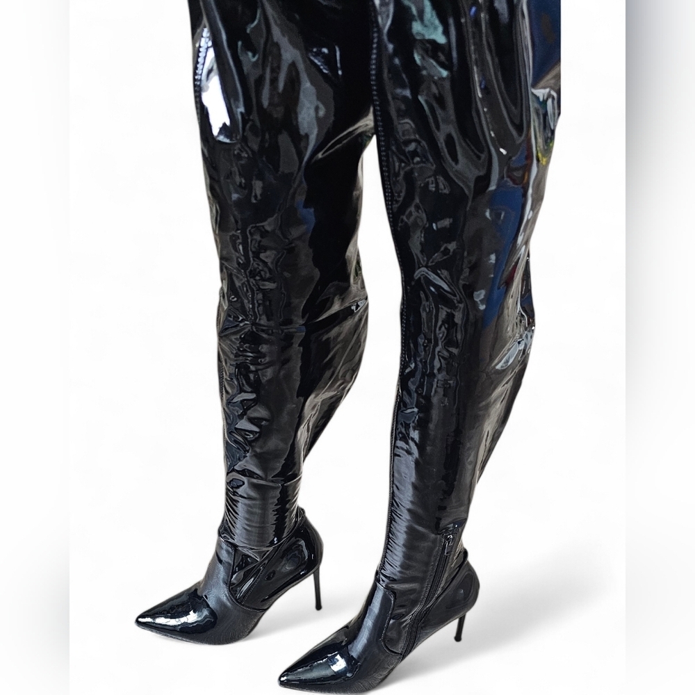 Steve Madden Glossy Black Heeled Boots